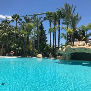 https://guadalpin-marbella-suite.1costadelsol.com